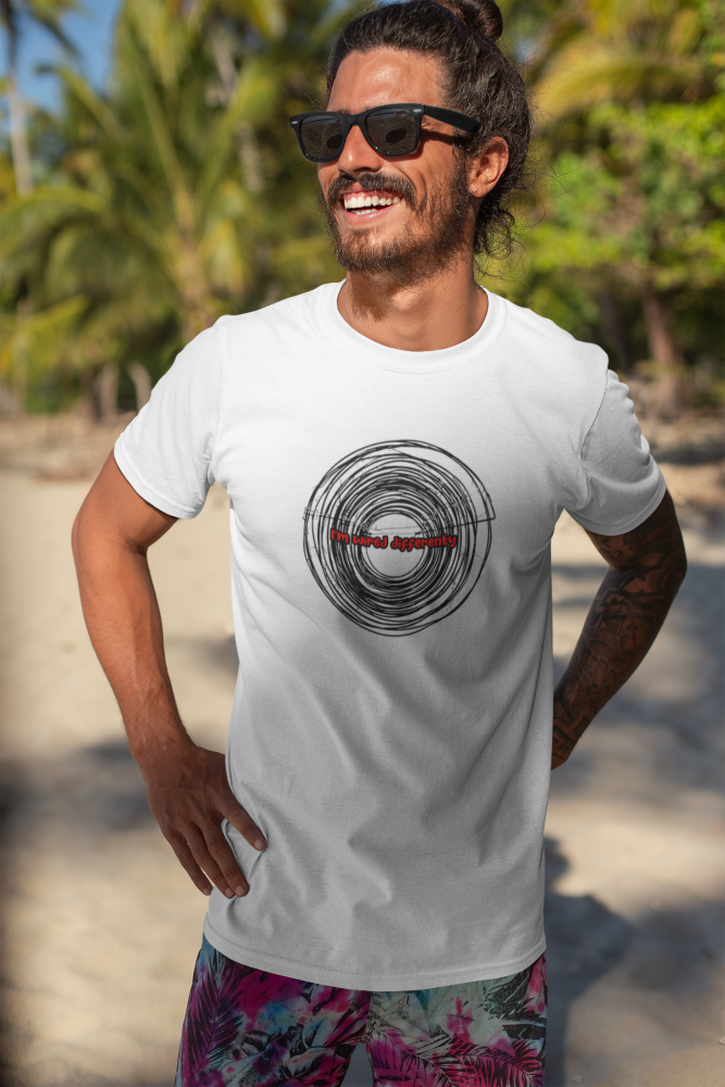 I'm wired differently Tee-shirt